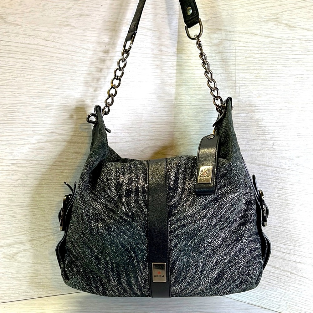 Michele shoulder bag in a Leather and suede sparkle finish.